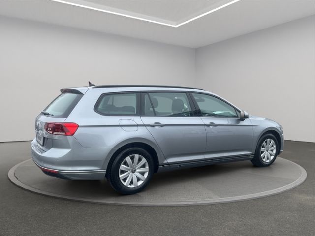 Volkswagen Passat Variant - Bild 3
