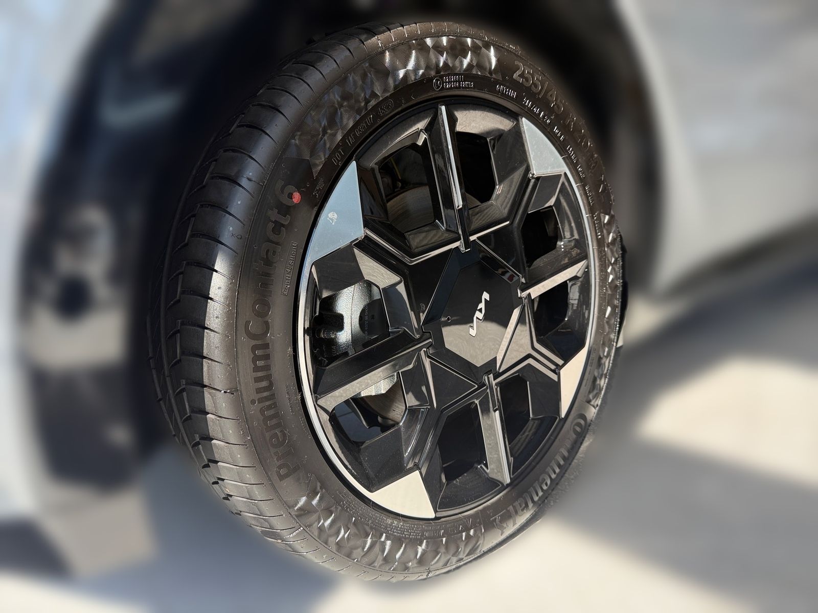 Fahrzeugabbildung Kia EV6 PE EARTH 84 AWD WP CO AS DR SD DE