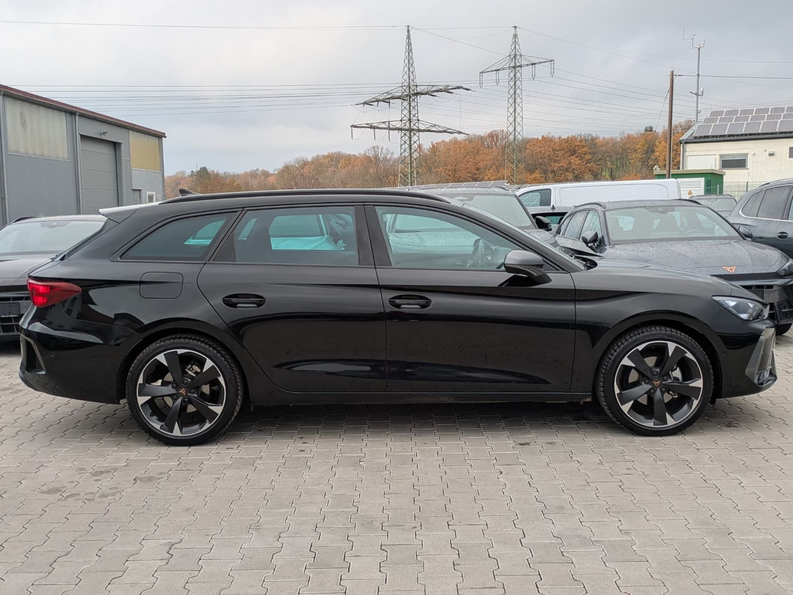 Fahrzeugabbildung CUPRA Leon 1.5 eTSI *PANO*ALCAN.*Drive2*ACC