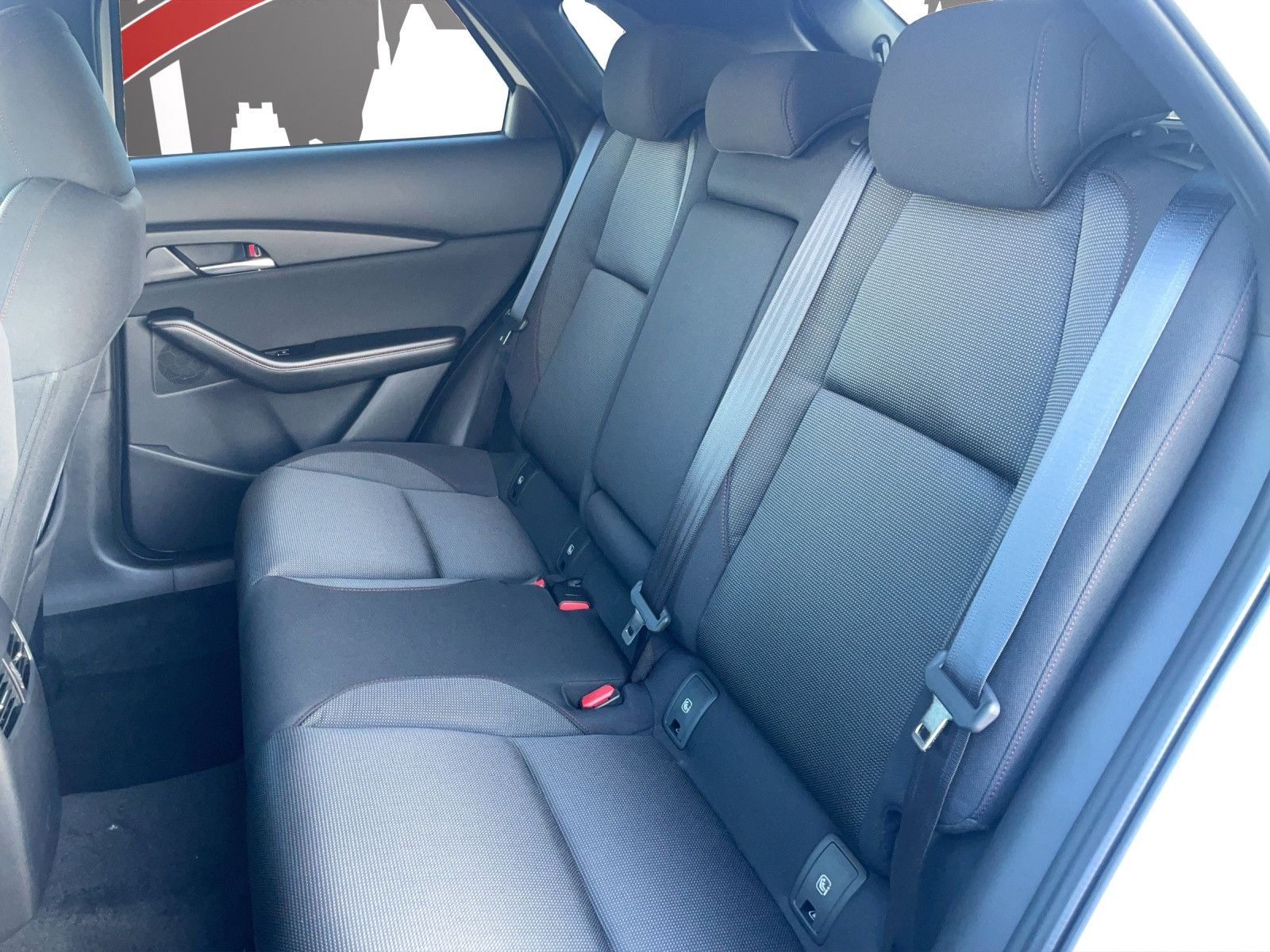 Fahrzeugabbildung Mazda CX-30 2.5L e-SKYACTIV G 140ps 6AT FWD Homura