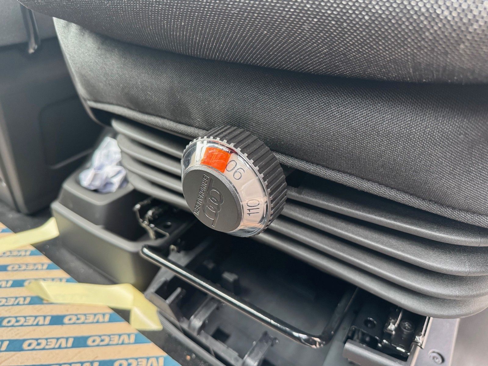 Fahrzeugabbildung Iveco Daily 35S14 HA8 Fahrgestell *R3.450mm*AHK*Luft*