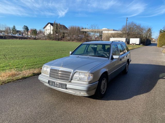 Mercedes-Benz E 250 D/W124 T/Schiebedach