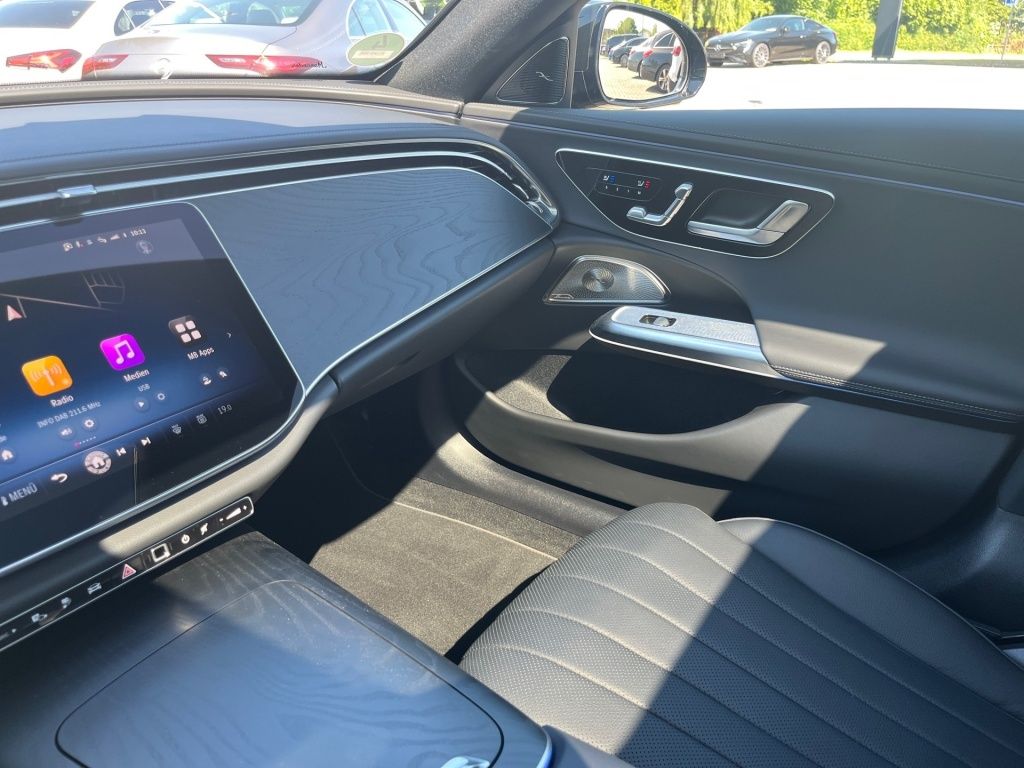Fahrzeugabbildung Mercedes-Benz E 300 de 4MATIC T-Modell mit EQ Hybrid Technolog