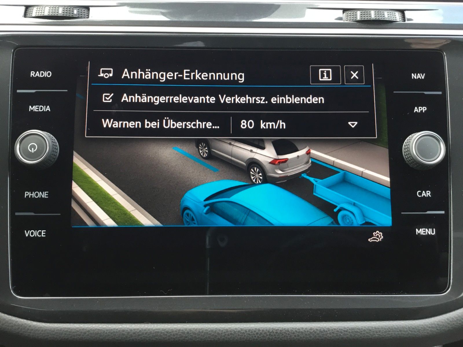 Fahrzeugabbildung Volkswagen Tiguan Allspace 2.0TDI DSG 4M R-Line+Standheizun