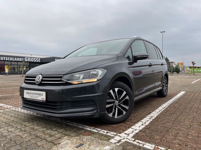 Volkswagen Touran United ,PANORAMA,NAVI,AHK,1-HAND,PDC,SHZ.