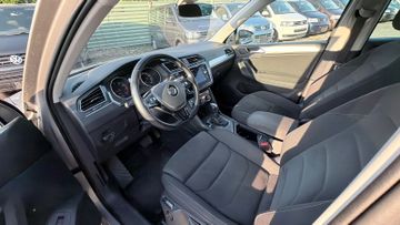 Volkswagen Tiguan - 9