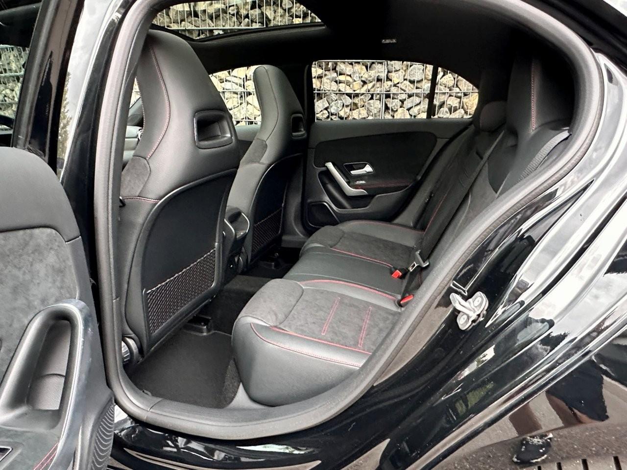 Mercedes-Benz A 250 e AMG Pano -Kamera -Ambiente -LED -Keyless