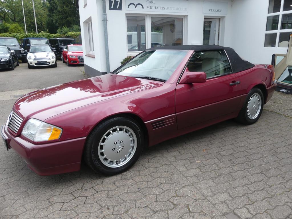 Mercedes-Benz SL 300