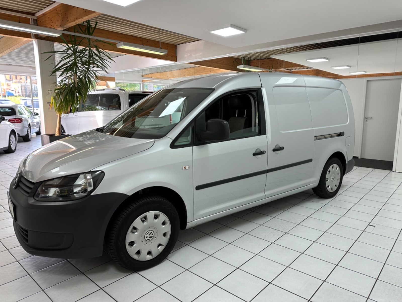 Fahrzeugabbildung Volkswagen Caddy Kasten/Maxi  EcoProfi*Navi*Klima*