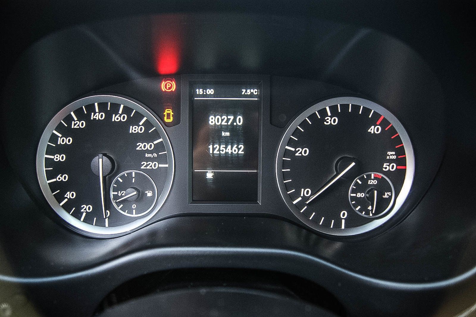 Fahrzeugabbildung Mercedes-Benz Vito 111 Bluetec CDI Kasten lang PARKLENKASSYST