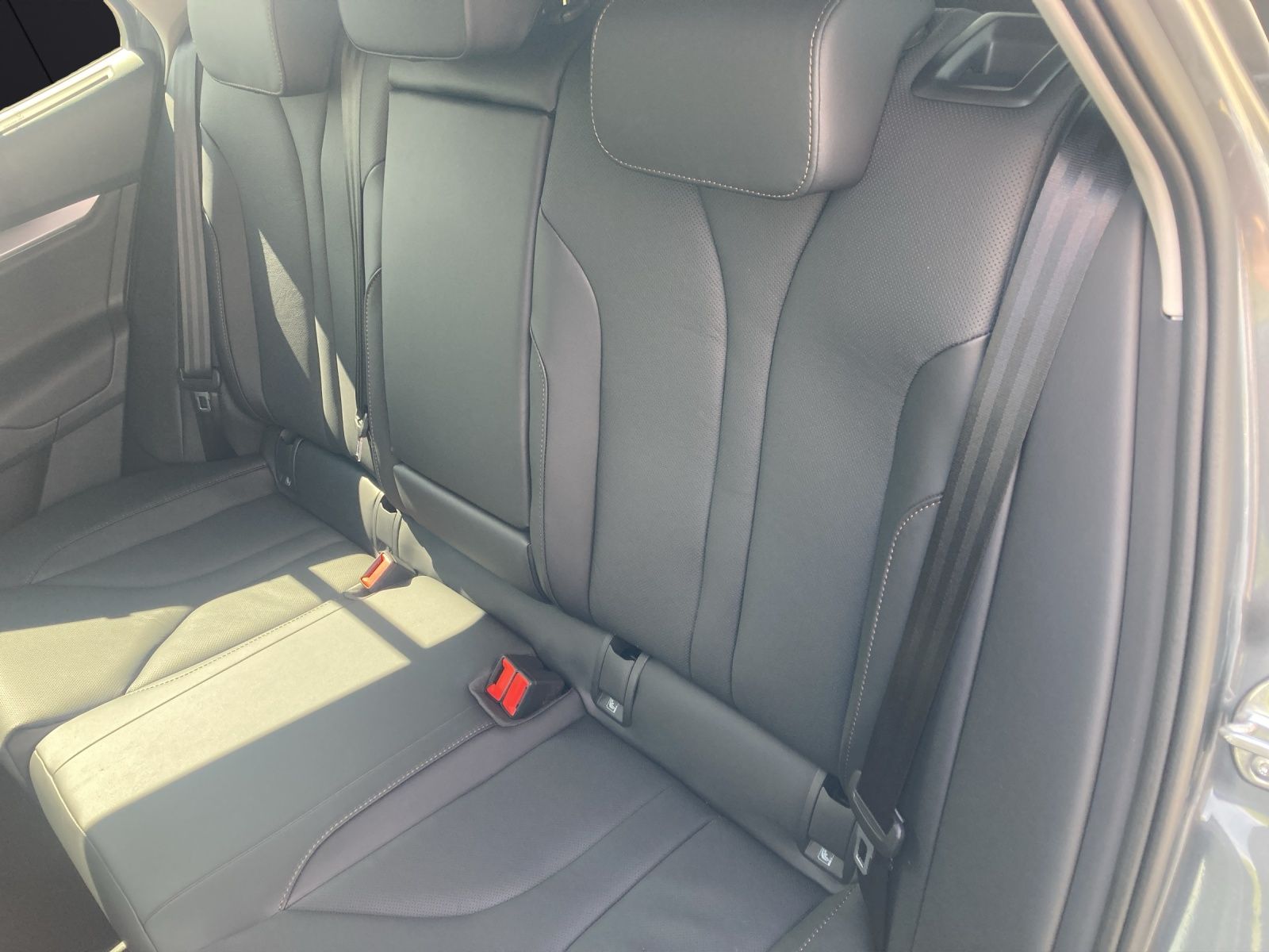 Fahrzeugabbildung SKODA Enyaq 85 x eco Suite