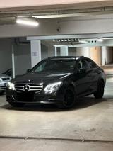 Mercedes-Benz E 250 CDI 4MATIC Autom PANO-Dach 