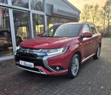 Mitsubishi Outlander Plug-in Hybrid Spirit 2.4 4WD - rote Mitsubishi Plug-in Hybrid Outlander