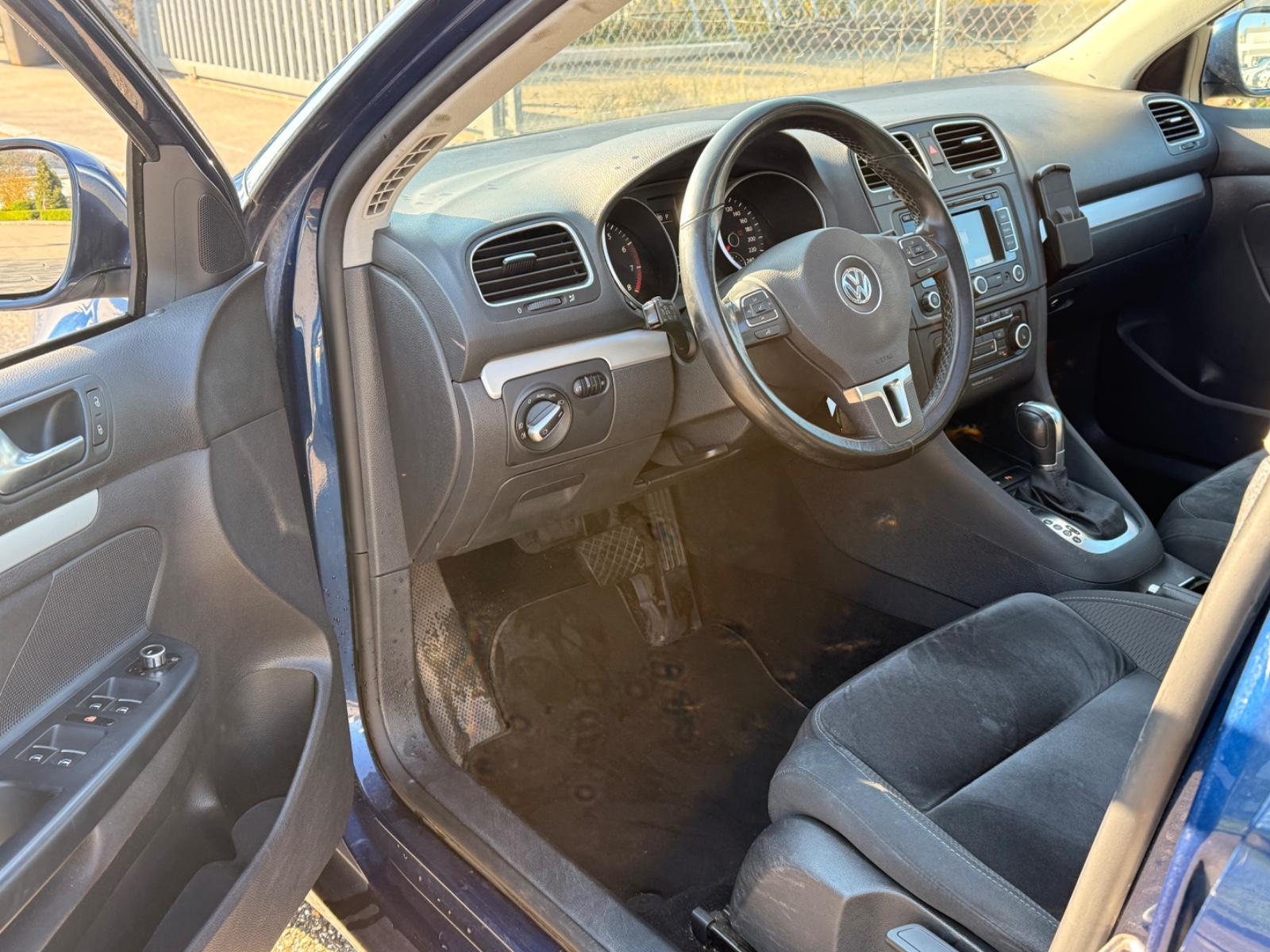 Volkswagen Golf 2012 — photo 8