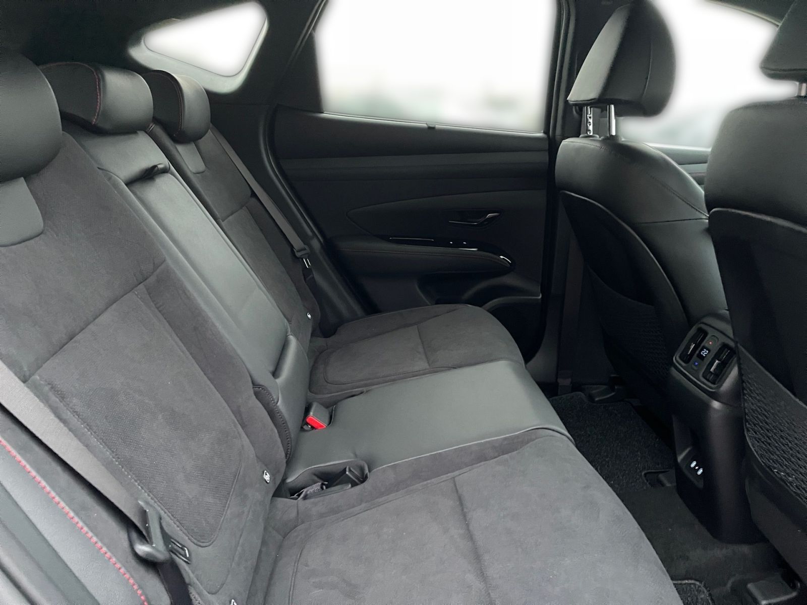 Fahrzeugabbildung Hyundai TUCSON 1.6 T-GDI N Line Plug-In Hybrid 4WD N-Lin