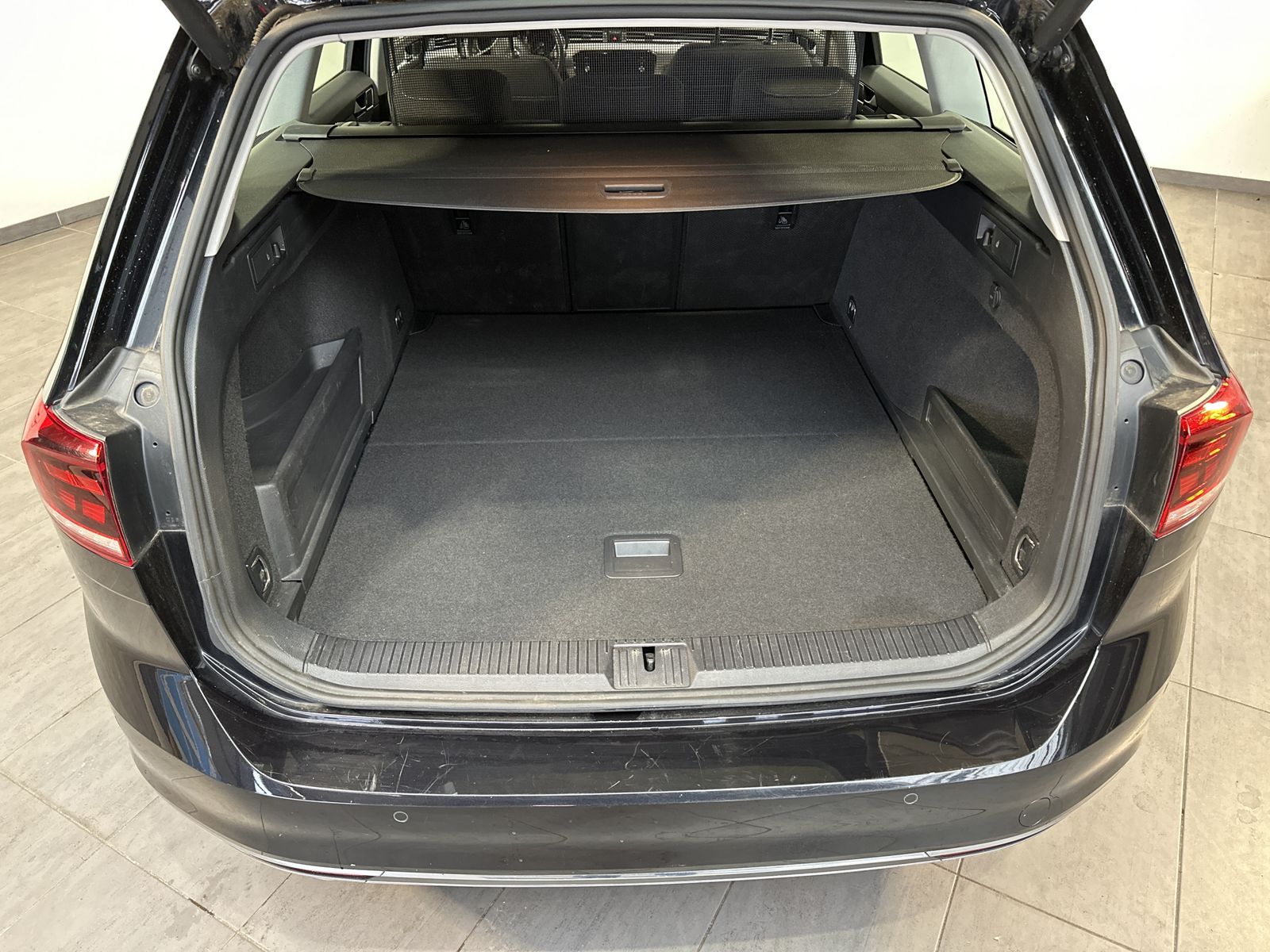 Fahrzeugabbildung Volkswagen Passat Variant 1.4 TSI DSG GTE NAV+LED+ACC+1HD