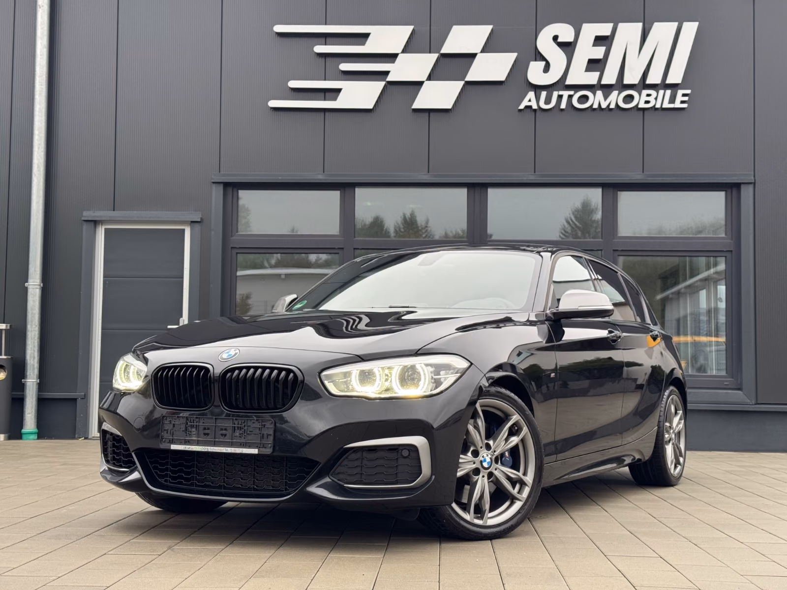 BMW M140i
