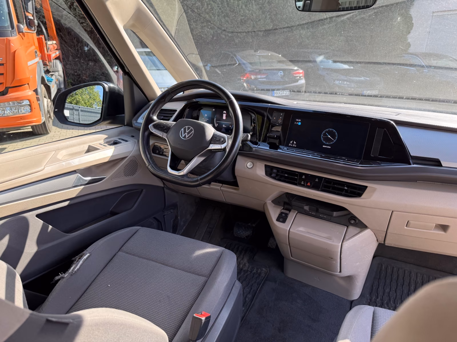 Volkswagen T7 Multivan 2.0 TDI MwSt DSG 6 Sitze AHK ACC LED, миниатюра 14