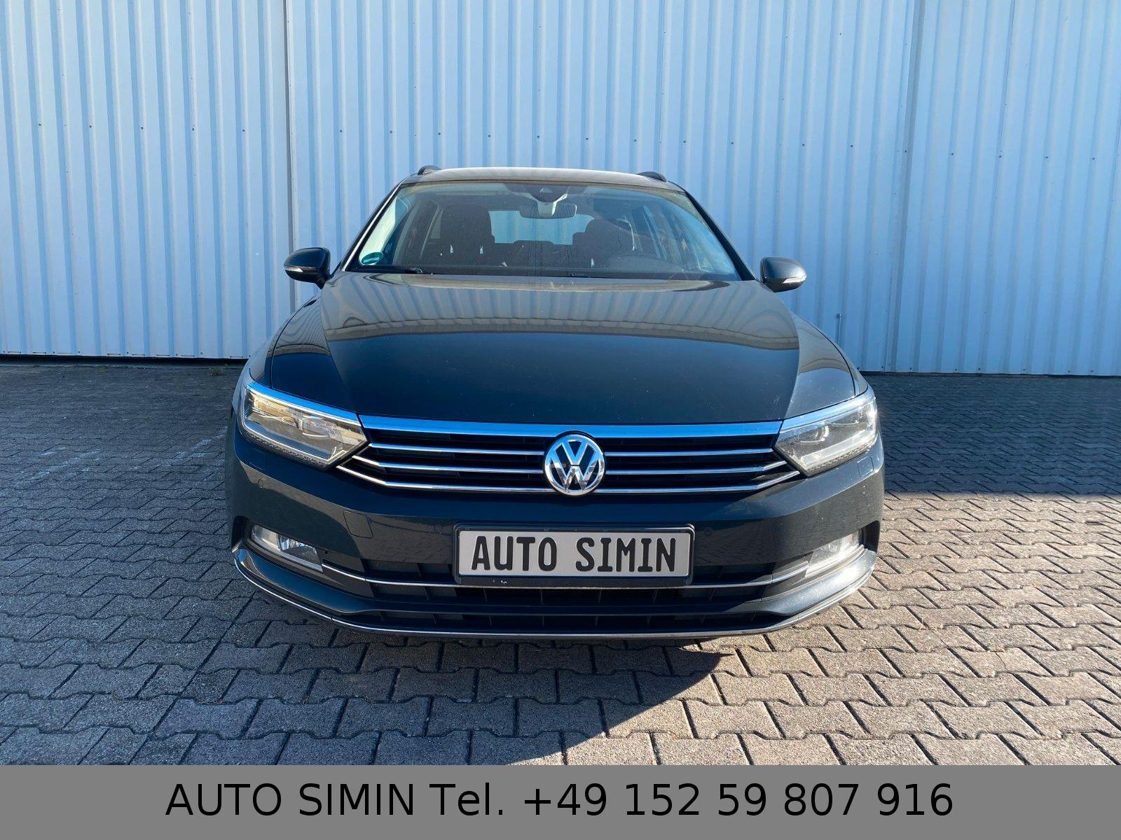 Volkswagen Passat 2015 — rear view