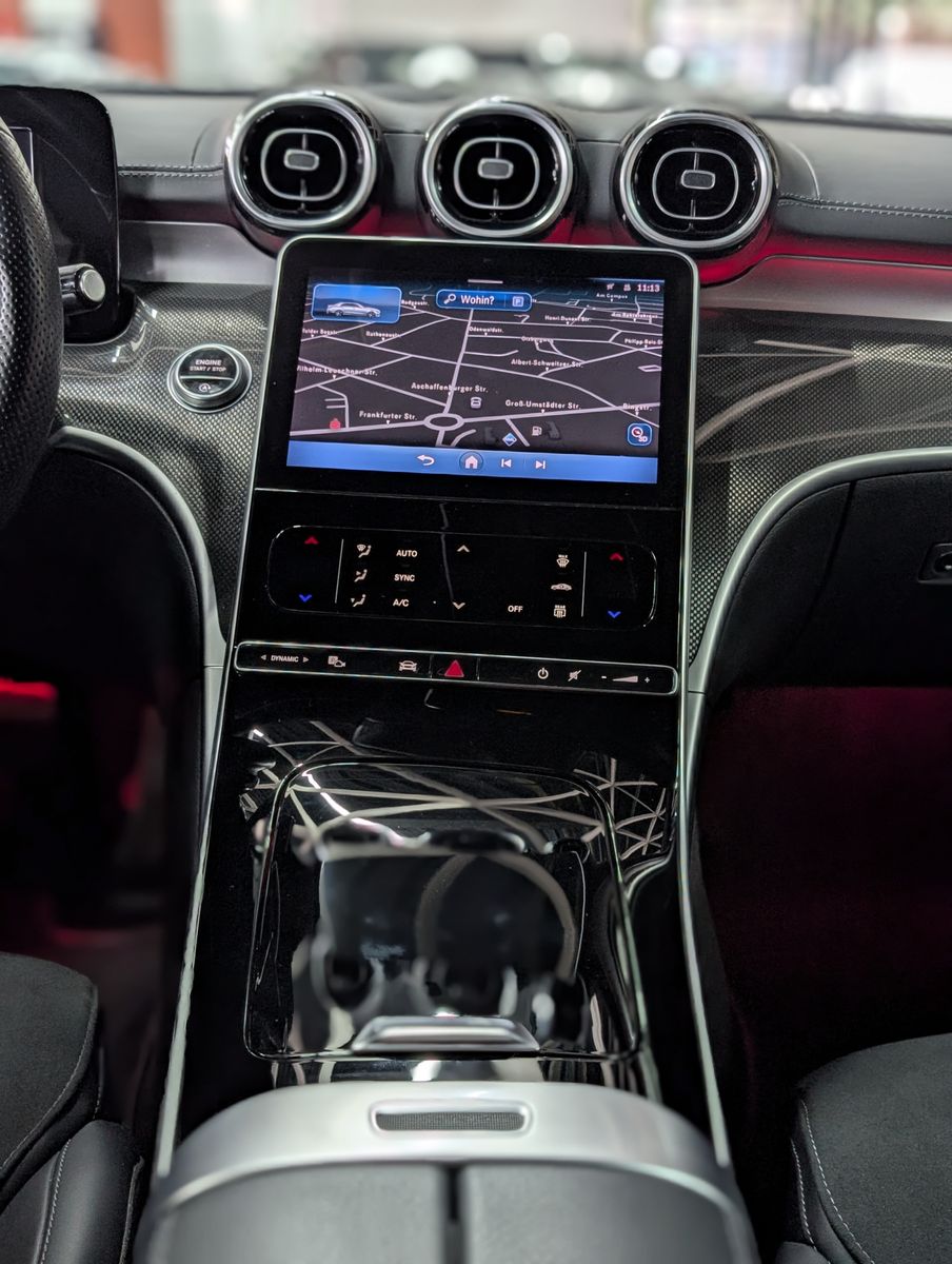 Fahrzeugabbildung Mercedes-Benz C 220 d AMG Night DIG. LIGHT MEMO IHC+ LEDER KAM