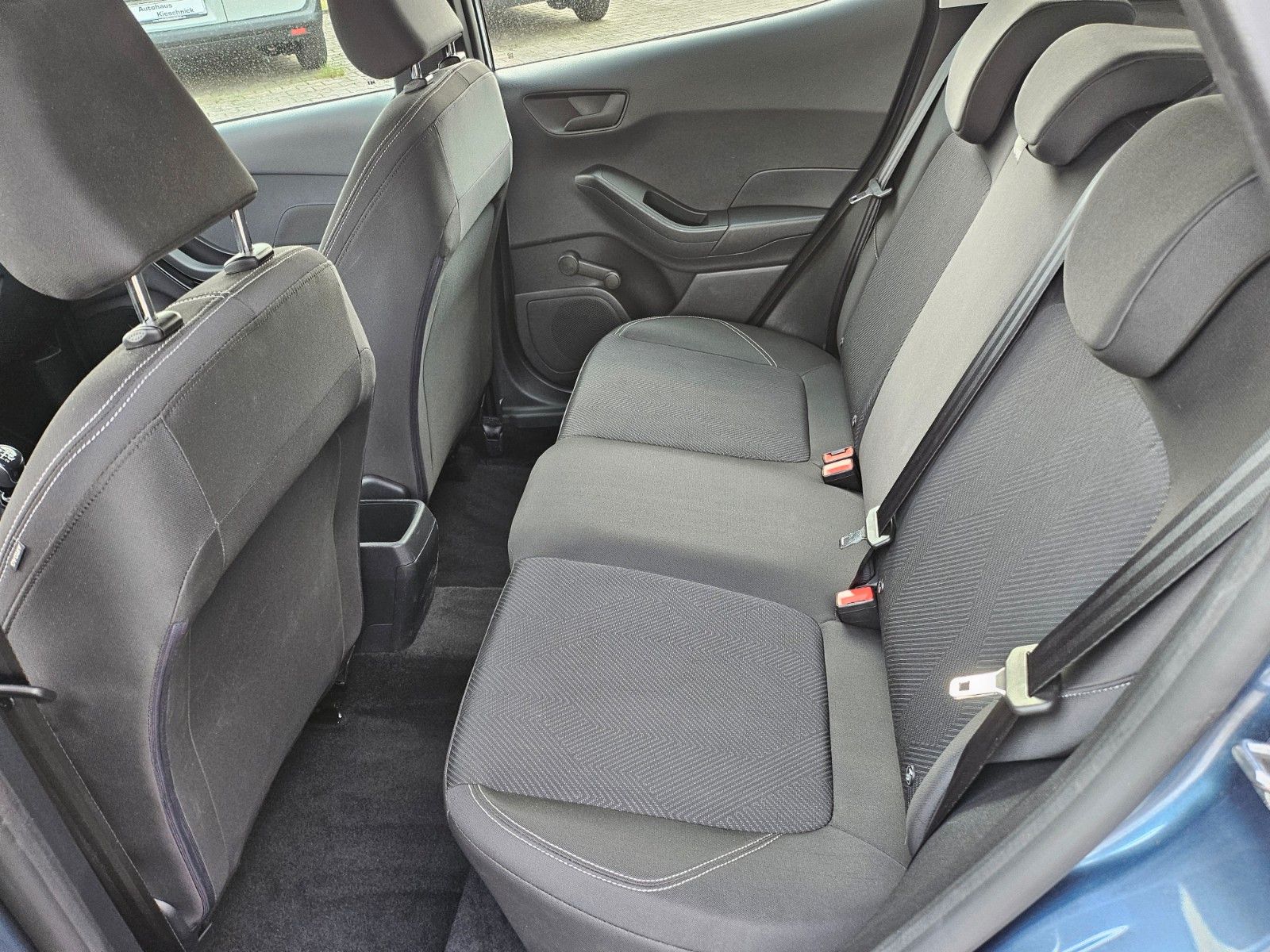Fahrzeugabbildung Ford Fiesta Cool & Connect