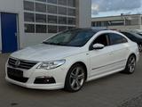 Volkswagen Passat CC 1.8 TSI R-Line DSG ACC Pano Xenon ATM - Volkswagen Passat CC mit Benzin-Antrieb: Limousine, Automatik