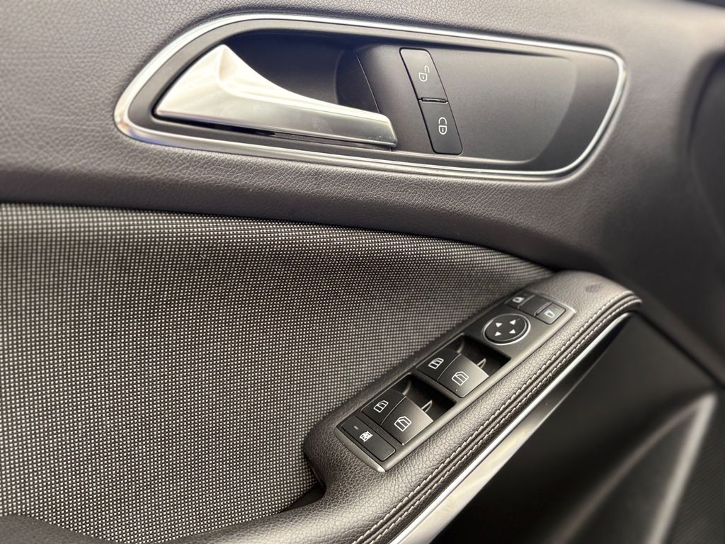 Mercedes-Benz A 180 - Bild 18