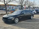 BMW 750Li *V8 *HUD *Ambiente * - BMW 750 mit Panoramadach