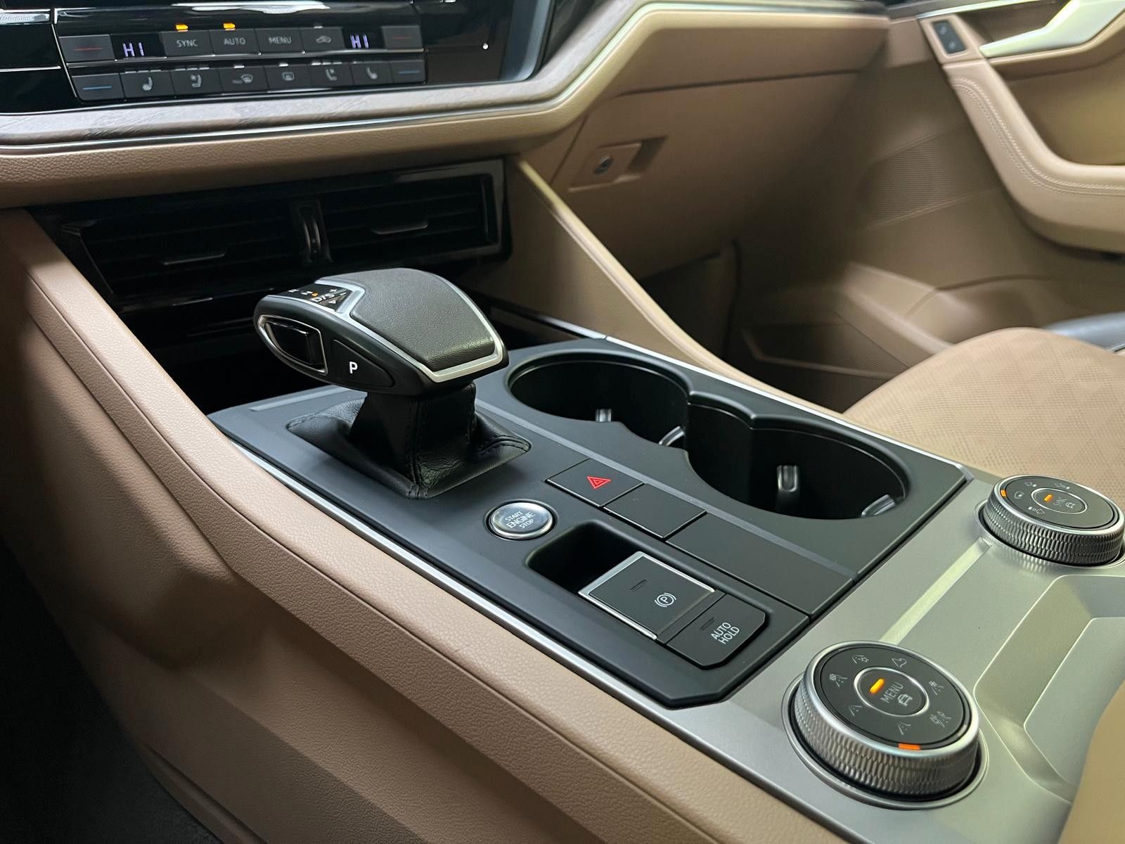 Fahrzeugabbildung Volkswagen Touareg 3.0 V6 TDI Atmosphere 4Motion*Luft*Pano*