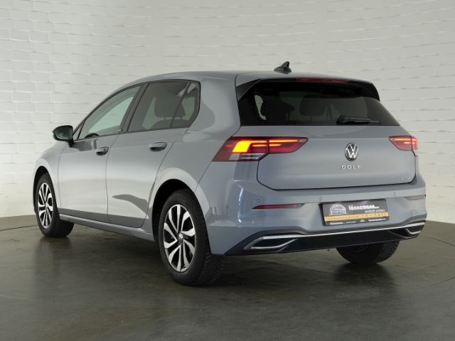 Golf VIII ACTIVE eTSI DSG MHEV+NAVI+ACC+SITZHEIZ