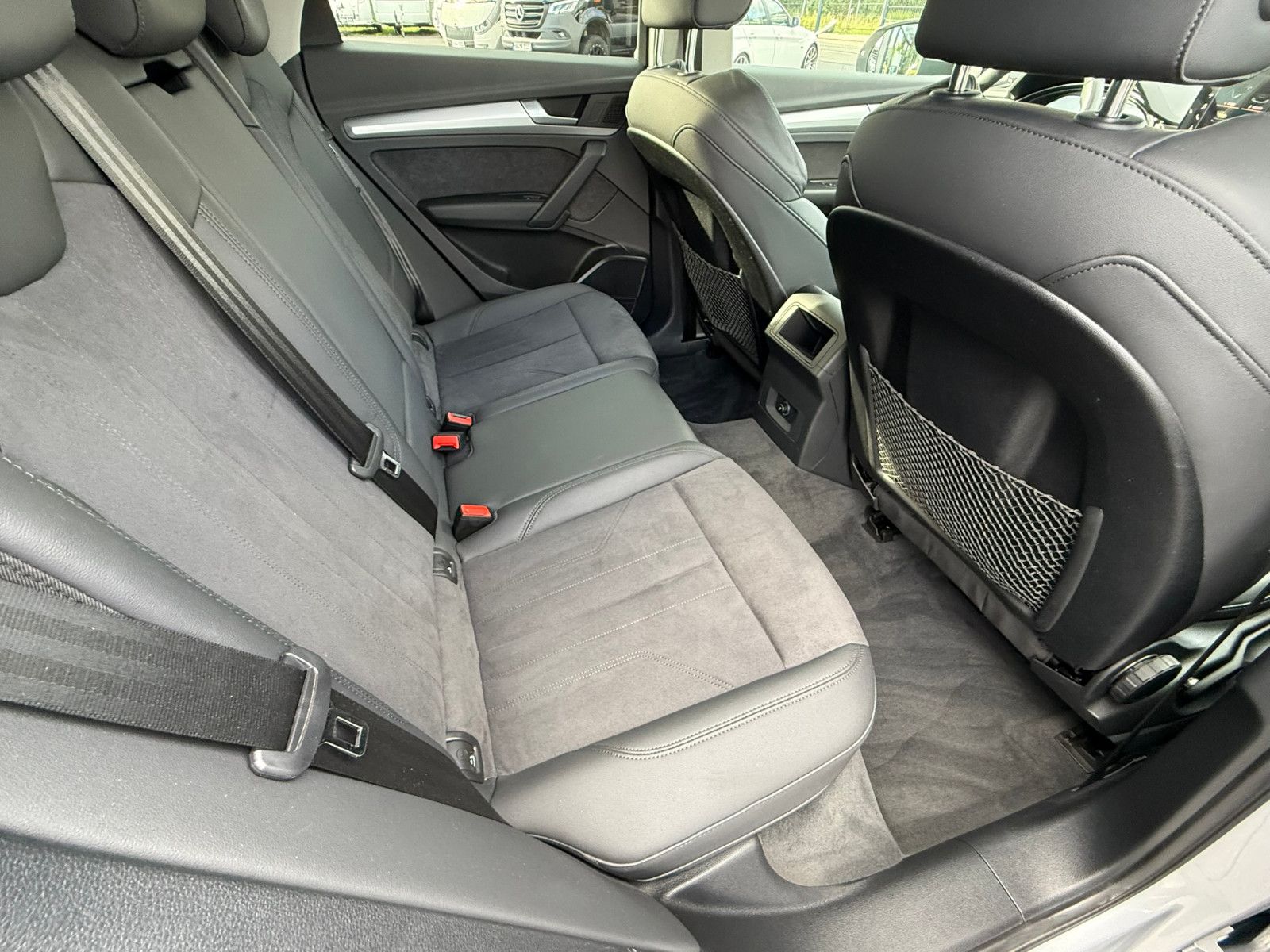 Fahrzeugabbildung Audi Q5 Sportback 40 TDI quattro advanced