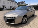 Alfa Romeo 159 2.2l Benzin Ohne Tüv - Alfa Romeo 159 mit Benzin-Antrieb: Scheckheftgepflegt, Kombi