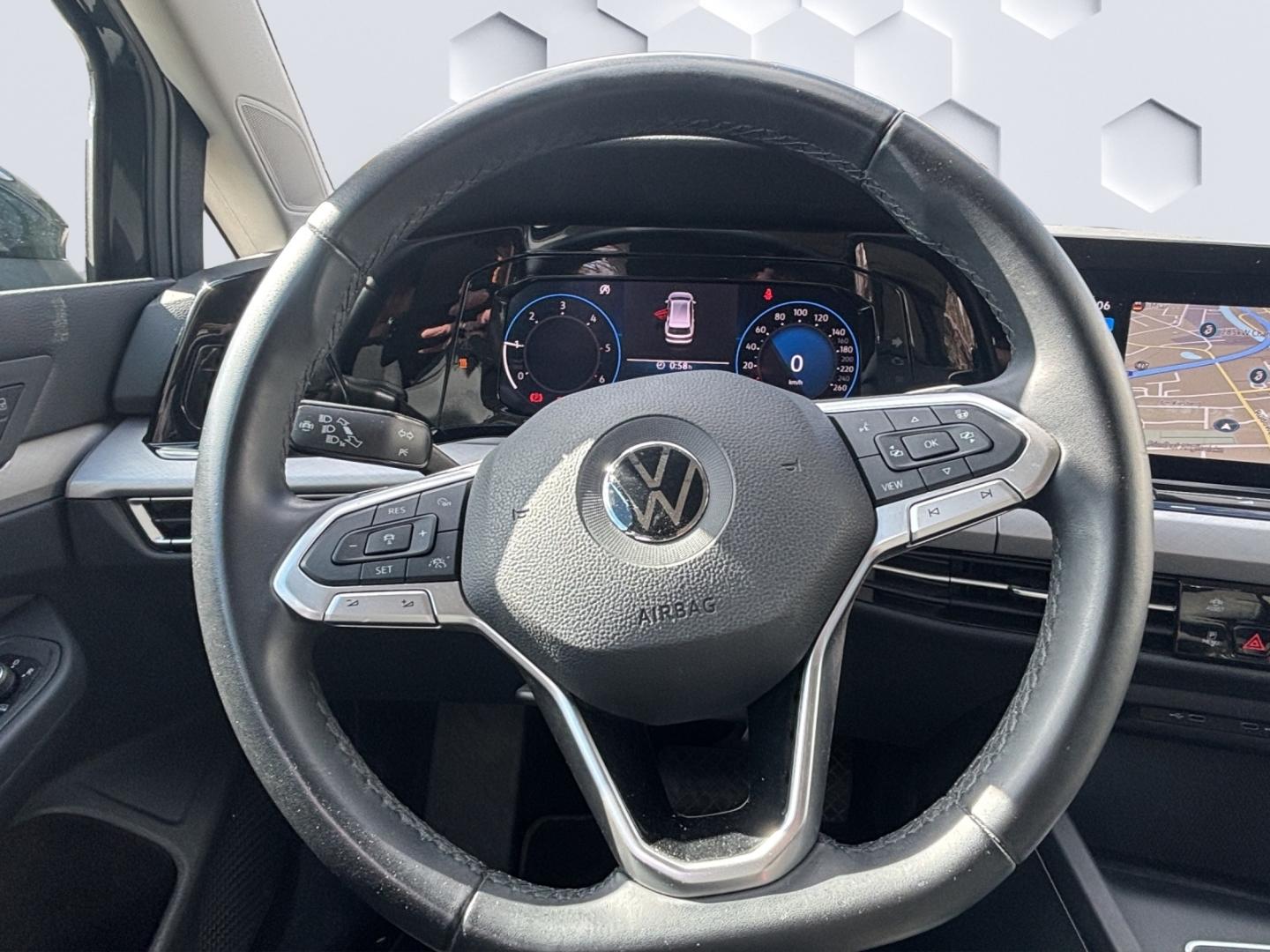 Volkswagen Golf VIII Life 2.0 TDI SCR DSG LED ACC PDC Stand, миниатюра 10