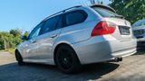 BMW 320i Touring Navi Leder Xenon Checkheft - BMW aus 2007: Kombi