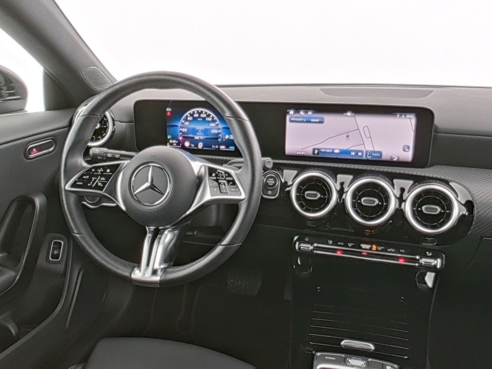Mercedes-Benz CLA Shooting Brake - Bild 15