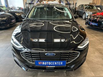 MYAUTOCENTER – Gebraucht- und Jahreswagen mit Werkstattservice in Pfaffenhofen Ford Focus *KEYLESS*ACC*NAV*1-HAND*2-ZONEN*
