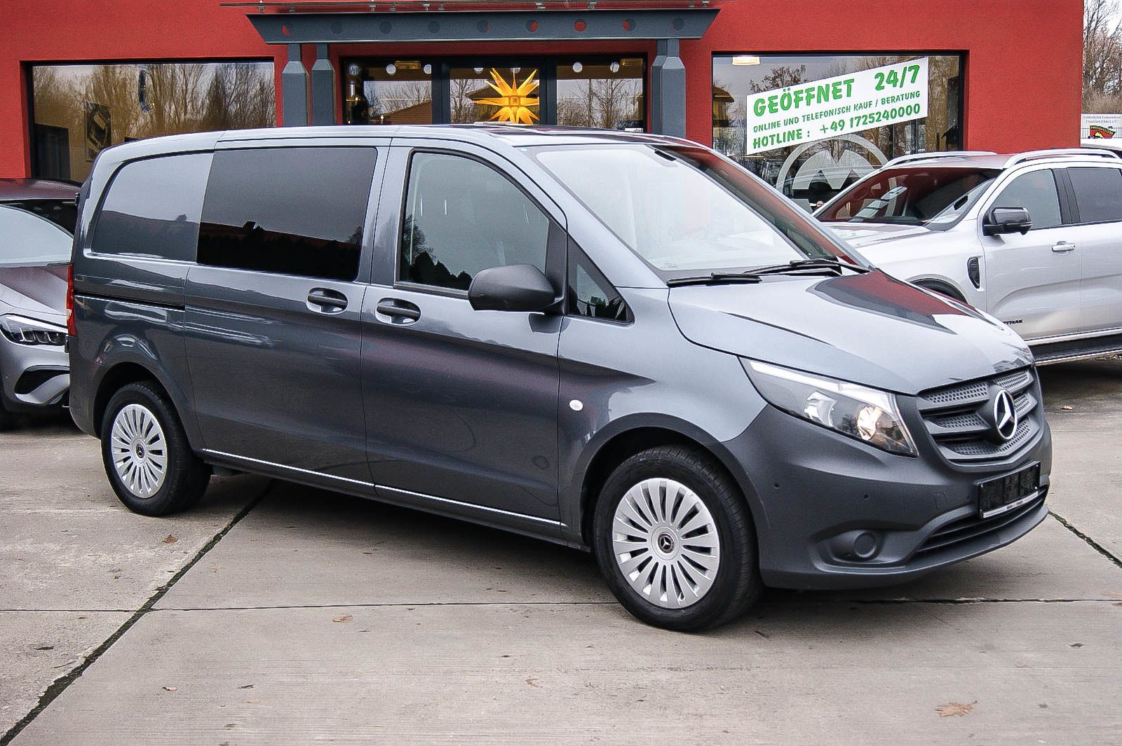 Fahrzeugabbildung Mercedes-Benz Vito Mixto 116 CDI kompakt NAVI 5-SITZE PARKASSI