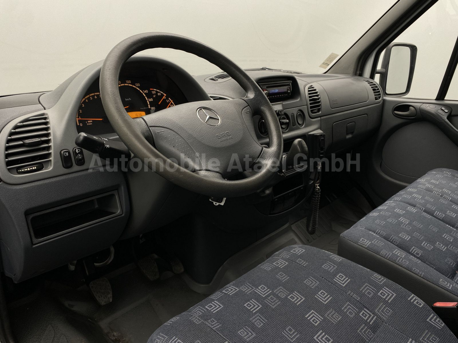 Fahrzeugabbildung Mercedes-Benz Sprinter 313 CDI *Behörde/Camper* MARKISE 3790