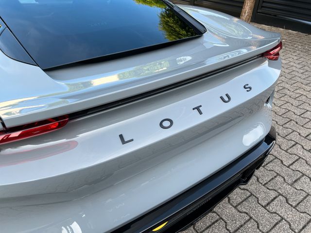 Fahrzeugabbildung Lotus Emira i4 Turbo SE Lotus Wuppertal