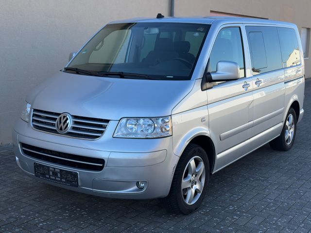 Volkswagen T5 Transporter Bus Multivan Comfortline