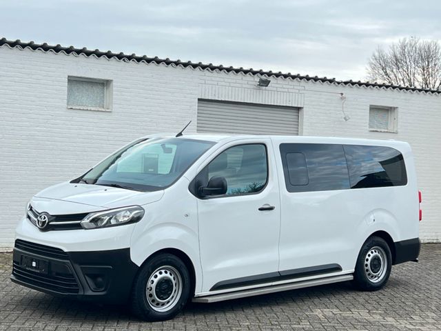 Toyota Proace (Verso) 1,5-l-D-4D 88 KW L2 Shuttle 9Sitz