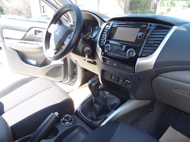 Fahrzeugabbildung Mitsubishi L 200 Plus Club Cab 4x4/AHK-3.500kg/1.Hd/Hardtop