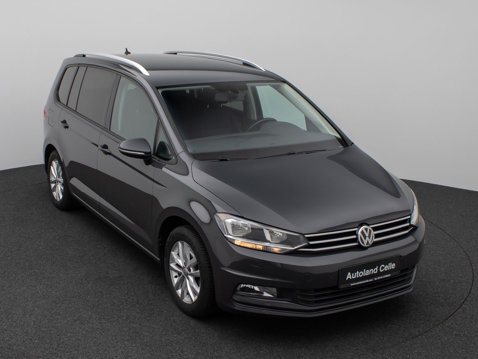 Fahrzeugabbildung Volkswagen Touran 2.0 TDI BMT Navi Stzhz ACC PDC AHK 8fach