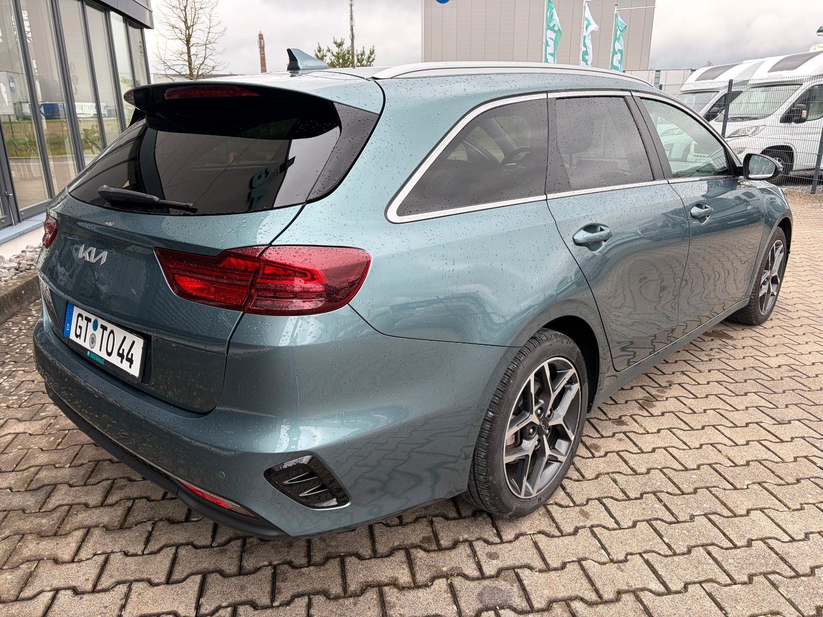 Fahrzeugabbildung Kia 1,5 T-GDI Vision cee'd Sportswagon