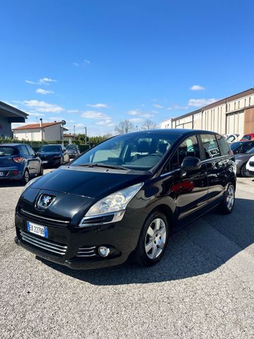 Peugeot 5008 1.6 HDi 112CV Premium