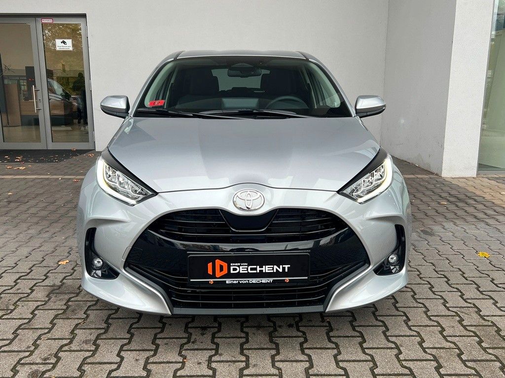 Fahrzeugabbildung Toyota Yaris Hybrid Teamplayer Comfortpaket