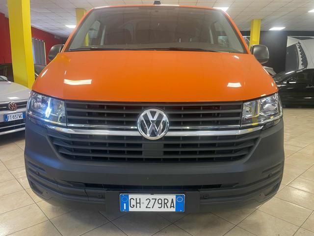 Volkswagen VOLKSWAGEN Transporter T6.1 2.0 TDI 150CV PC Fur imagem 3