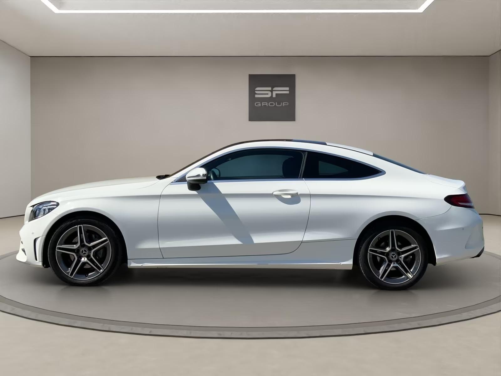 Mercedes-Benz C 220d COUPE 4MATIC-AMG-PANO-LEDER-KAM-MÜNCHEN