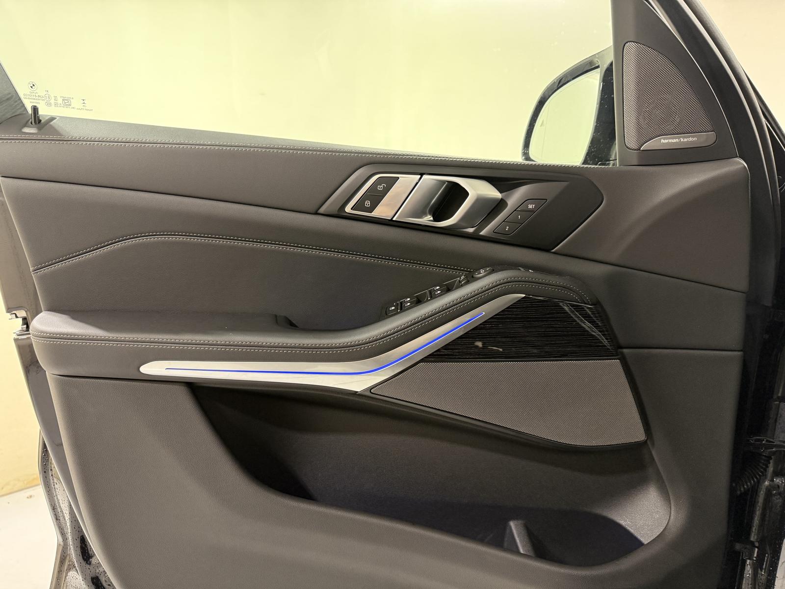 BMW X5 M60i xDrive Standhzg AHK ACC 360° HUD HK Pano