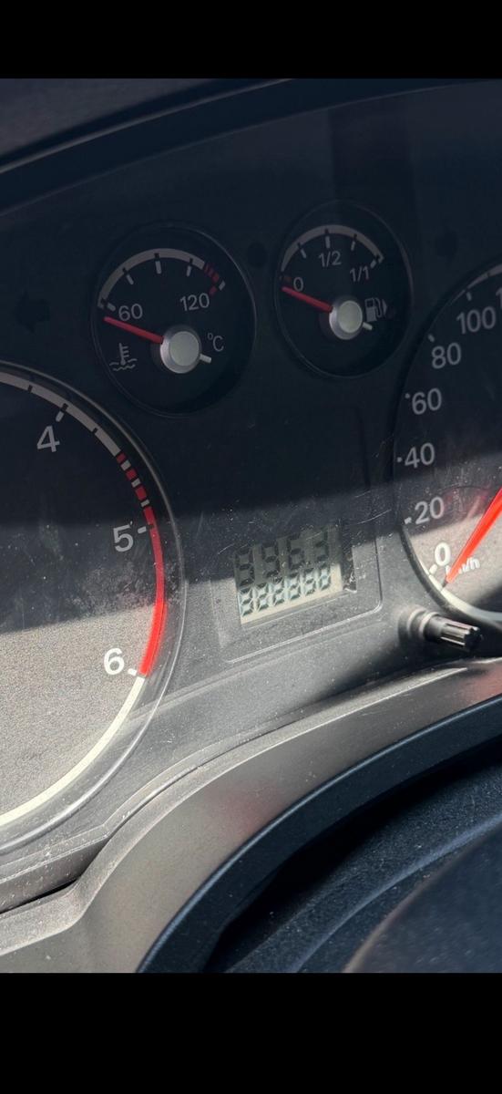 Ford Focus 2006 — photo 6